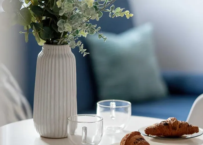 Apartment Bright Dzialynskich Near Old Town By Renters