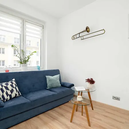 Bright Dzialynskich Near Old Town By Renters Appartement
